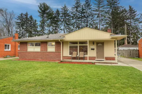 15122 Salem, Redford, MI 48239