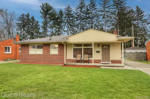 15122 Salem, Redford, MI 48239