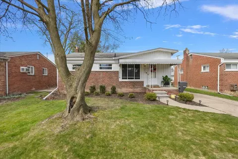 3017 Maplewood Ave, Royal Oak, MI 48073