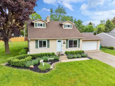 4738 Goodale Ave, Independence, MI 48348