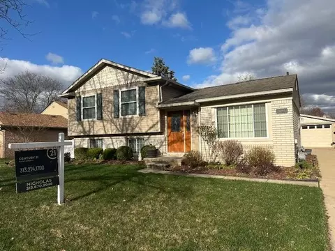 1695 Woodstock St, Canton, MI 48188