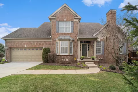 44973 Broadmoor Cir S, Northville, MI 48168