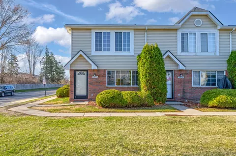 29857 Cathy Ln, Chesterfield, MI 48047