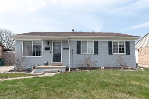 4411 Briarwood Ave, Royal Oak, MI 48073