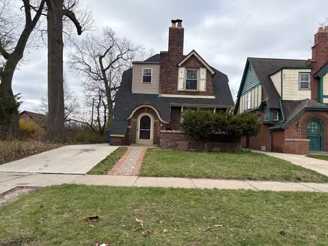 2803 Woodstock Dr, Highland Park, MI 48203