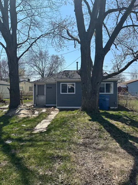 8646 Studebaker Ave, Warren, MI 48089