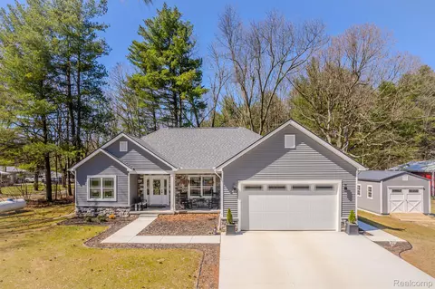 114 Larson Rd, Attica, MI 48412