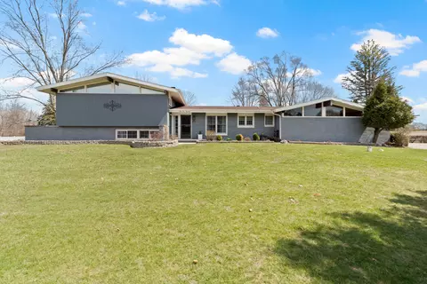 5200 N Luce Rd, Arcada, MI 48801