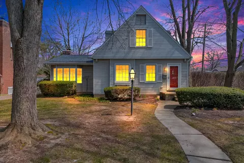 155 Lodewyck St, Mount Clemens, MI 48043