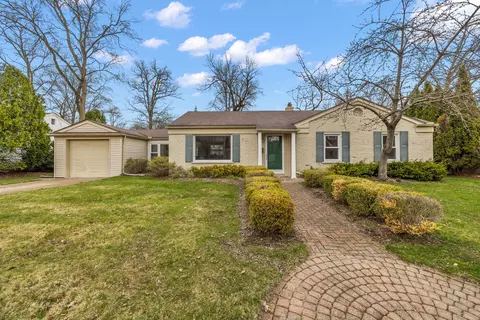 1971 Pembroke Rd, Birmingham, MI 48009