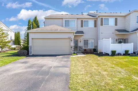 26725 Ashton Dr, Woodhaven, MI 48183