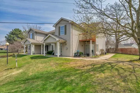 5026 Amhurst, Waterford, MI 48327