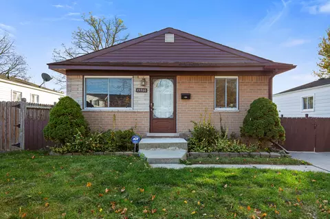 19766 Abrahm St, Clinton Township, MI 48035