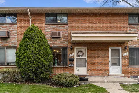 29078 Tessmer Crt Ct, Madison Heights, MI 48071