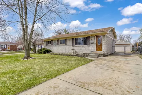 38355 S Jean Crt Ct, Westland, MI 48186