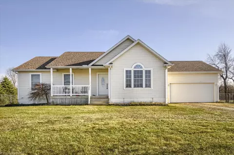 5732 Cobblestone Dr, Deerfield, MI 48461
