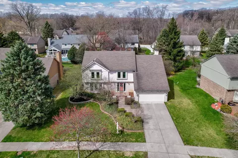 24593 Redwing Dr, Novi, MI 48374