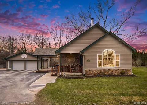 21308 Harriet St, Huron, MI 48174