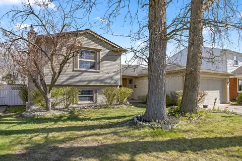 26670 Wilson Dr, Dearborn Heights, MI 48127