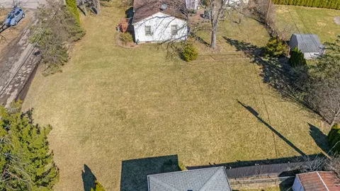 00000 Tecumseh Ave, Waterford, MI 48327