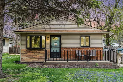 18450 Norborne, Redford, MI 48240