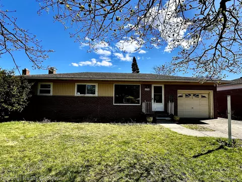 21545 Wohlfeil St, Taylor, MI 48180