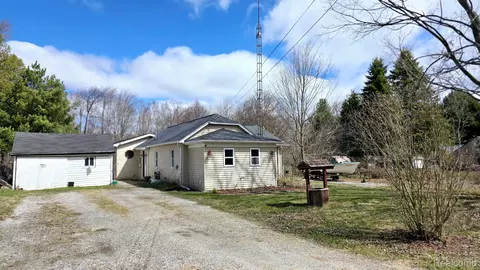 7125 Harrington Rd, Lexington, MI 48450