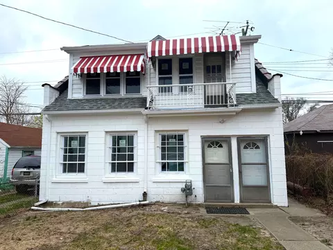 2651 Neibel St, Hamtramck, MI 48212