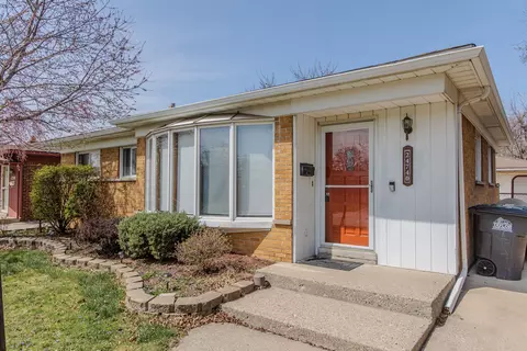 24740 Crowley St, Taylor, MI 48180