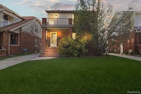 22205 Tenny St, Dearborn, MI 48124