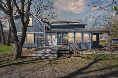13266 Capernall Rd, Exeter, MI 48117