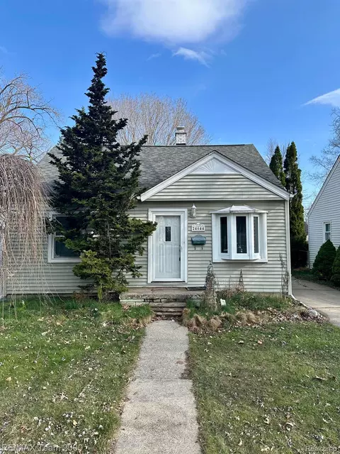 24644 Lehigh St, Dearborn Heights, MI 48125