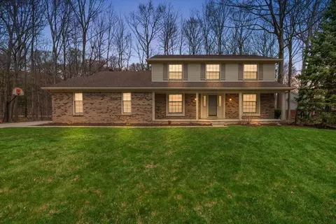 49132 Plum Tree Dr, Plymouth, MI 48170