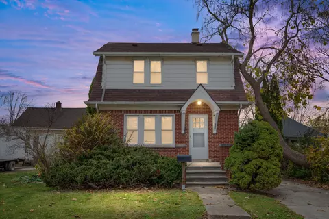 830 Mill St, Lincoln Park, MI 48146