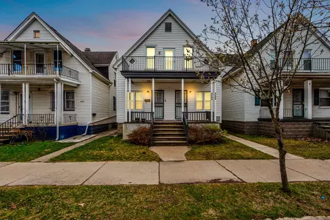 3164 Hanley St, Hamtramck, MI 48212