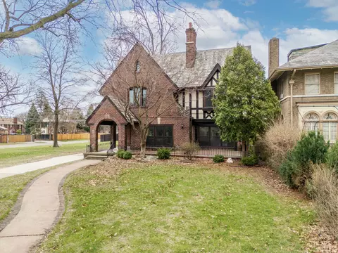 2215 W Boston Blvd, Detroit, MI 48206