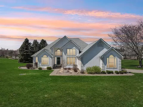 11931 Francesca Crt Ct, Bruce Township, MI 48065