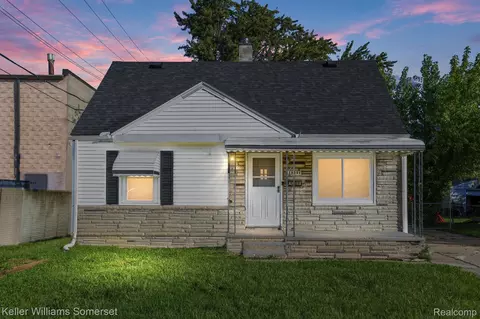 13631 Leonard Ave, Warren, MI 48089