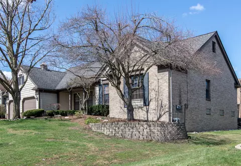 9693 Normandy Dr, Plymouth, MI 48170