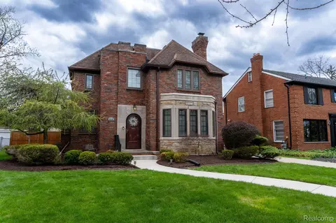 19405 Bretton Dr, Detroit, MI 48223