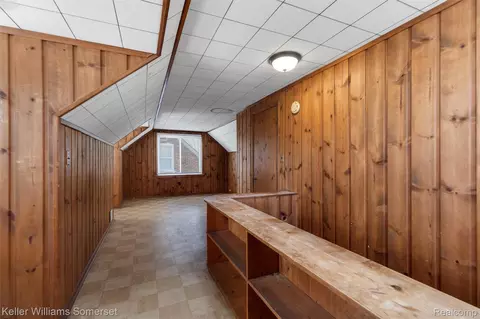 Entry Way - 6306 Farmbrook St, Detroit, MI 48224 photo 2 of 3