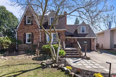 716 Woodlawn Ave, Royal Oak, MI 48073