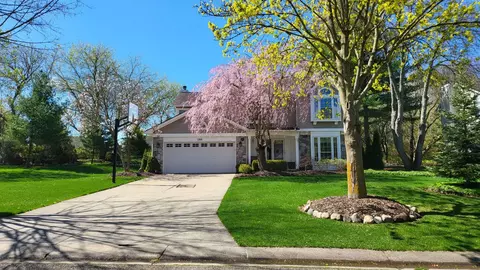5966 Forest Grv, Independence, MI 48346