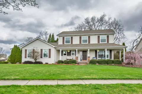 1057 Peppergrove Dr, Brighton, MI 48116