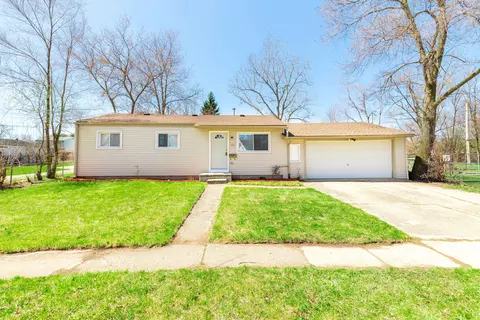 1241 Rambling Rd, Ypsilanti, MI 48198