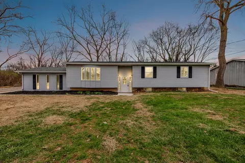 12294 S Dixie, La Salle, MI 48145