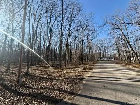 121 Burlington Dr Lots 503 504, Markey, MI 48653