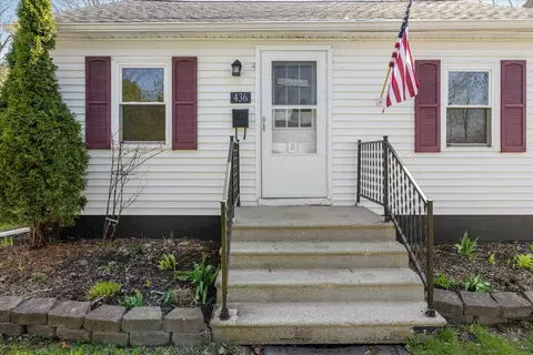 436 Walnut St, Mount Morris, MI 48458