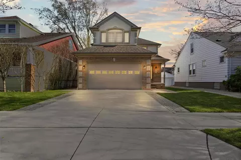 22335 Nona St, Dearborn, MI 48124