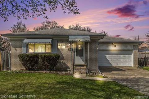 13865 Couwlier Ave, Warren, MI 48089